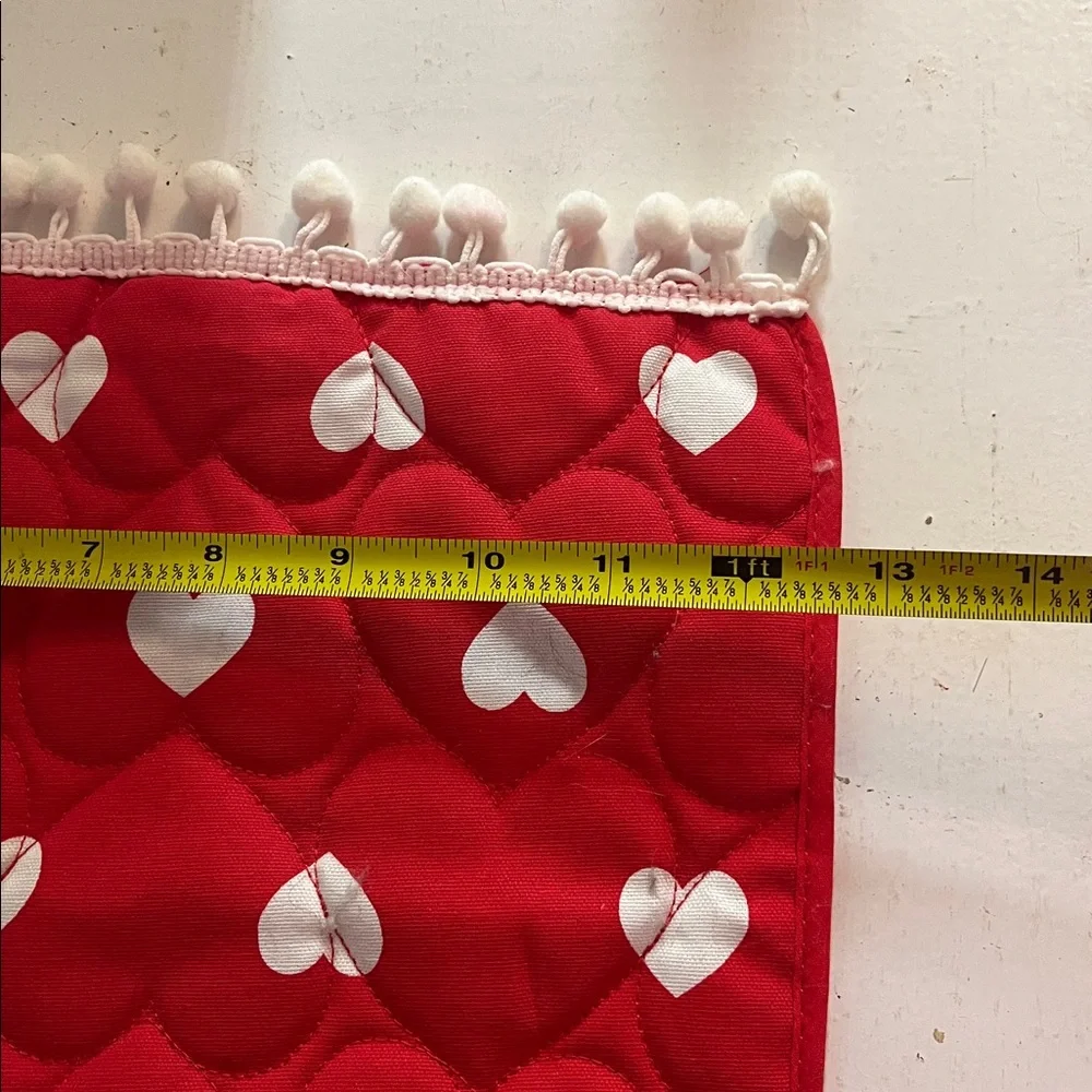Heart Patterned Red Throw Blanket - Picture 3 of 3
